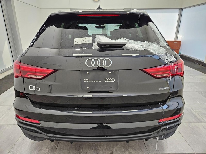 Audi Q3 Vehicle Image 3