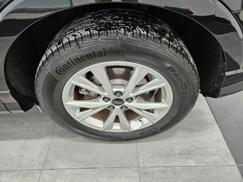 Audi Q3 Vehicle Image 5