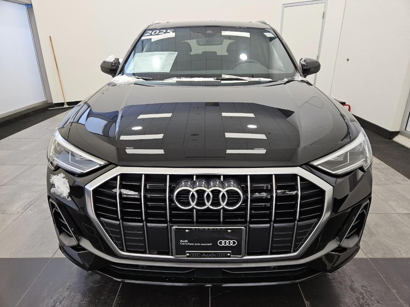 Audi Q3 Vehicle Image 7