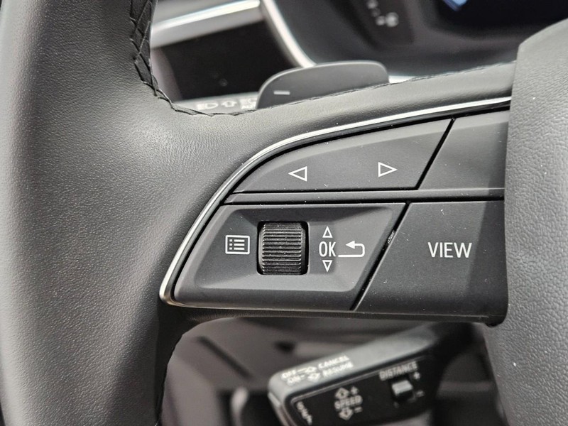 Audi Q3 Vehicle Image 14