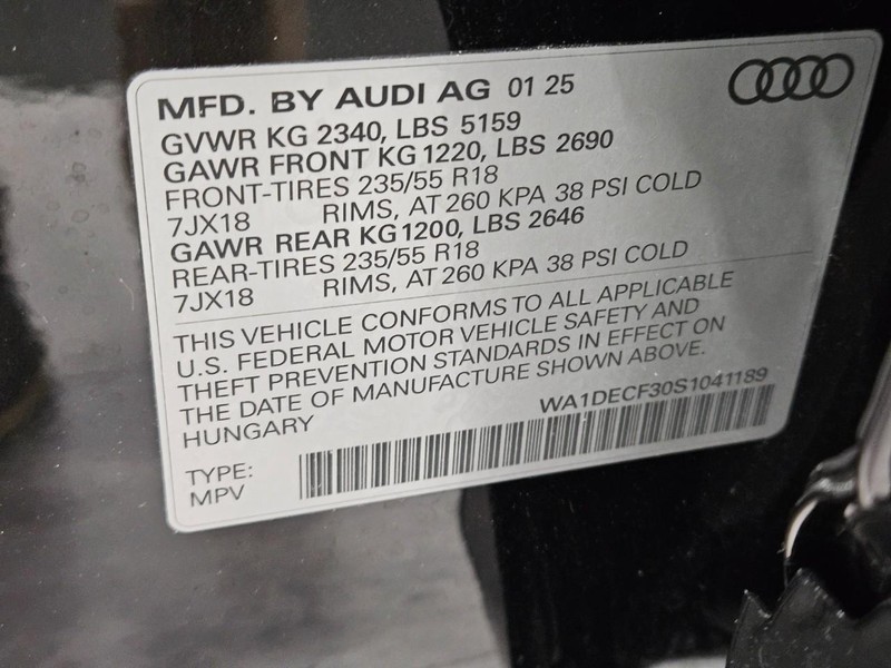 Audi Q3 Vehicle Image 21