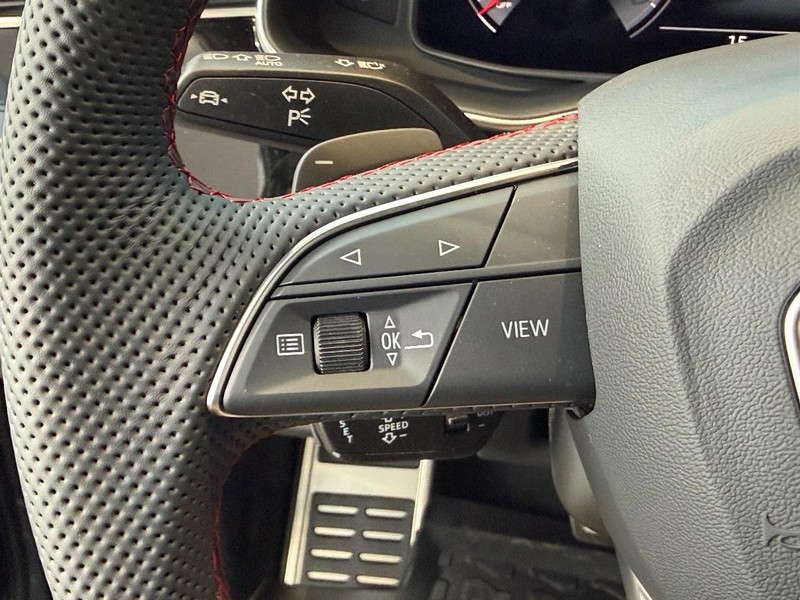 Audi Q7 Vehicle Image 13