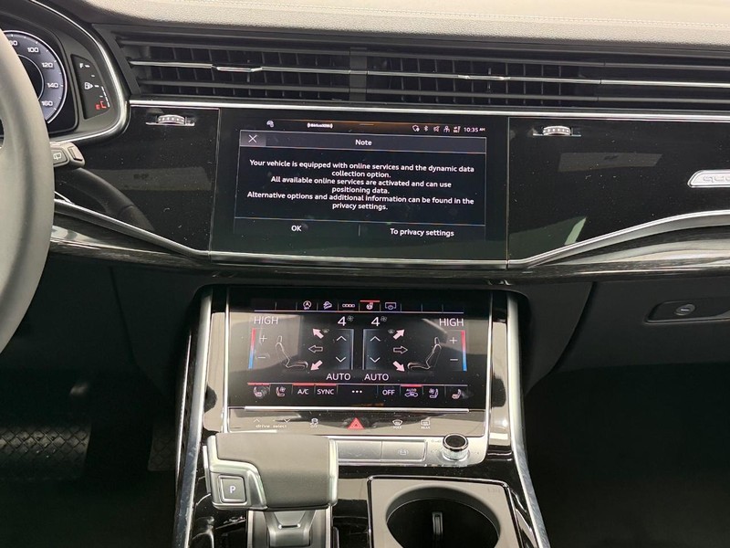 Audi Q8 Vehicle Image 6