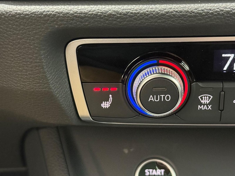 Audi Q3 Vehicle Image 16