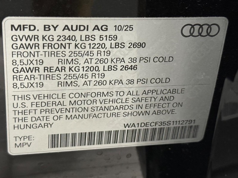 Audi Q3 Vehicle Image 19