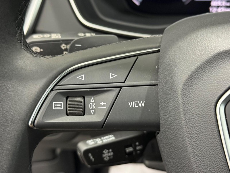 Audi Q5 Vehicle Image 11