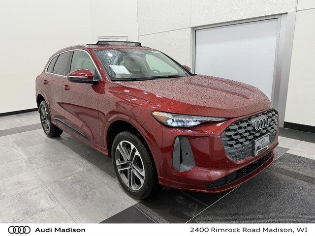 2025 Audi New Q5 Premium Plus's photo