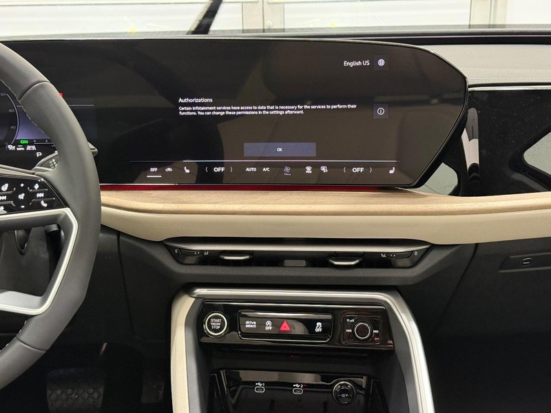 Audi Q5 Vehicle Image 6