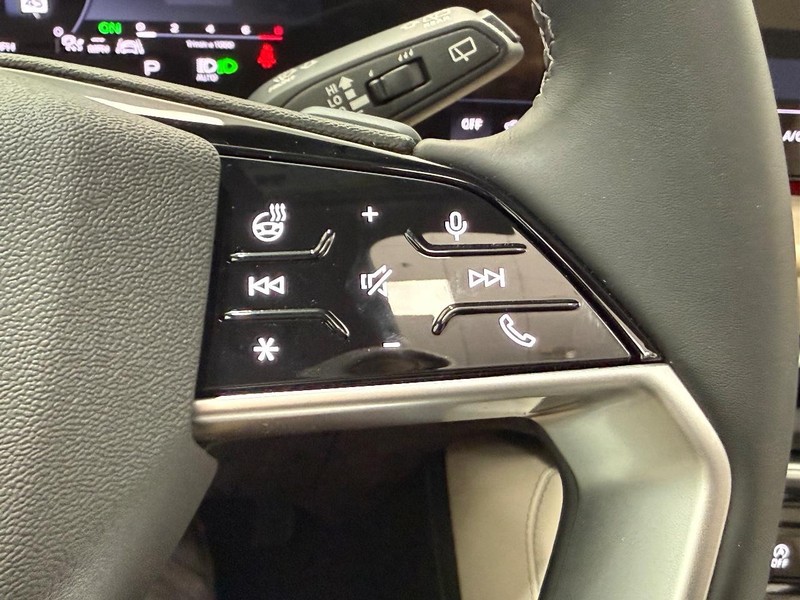 Audi Q5 Vehicle Image 10