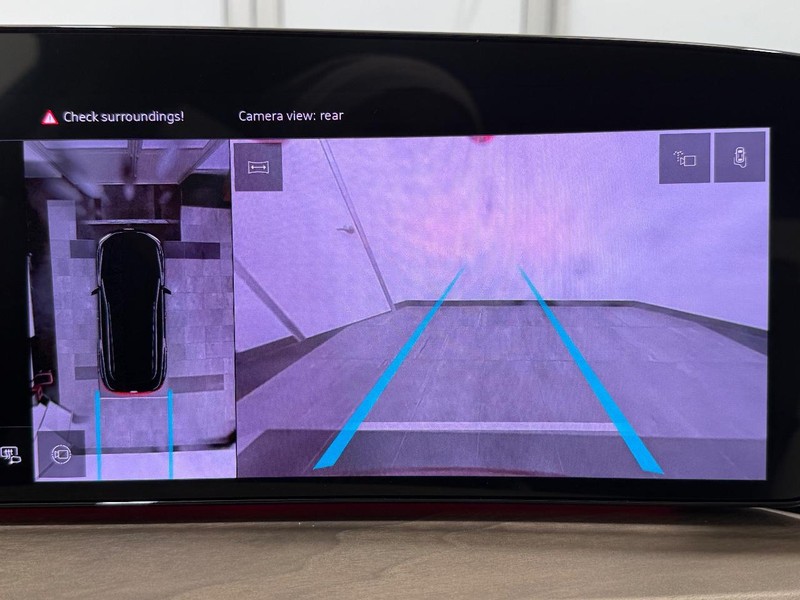 Audi Q5 Vehicle Image 11