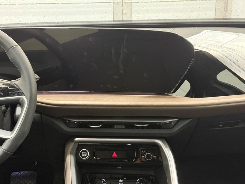 Audi Q5 Vehicle Image 6