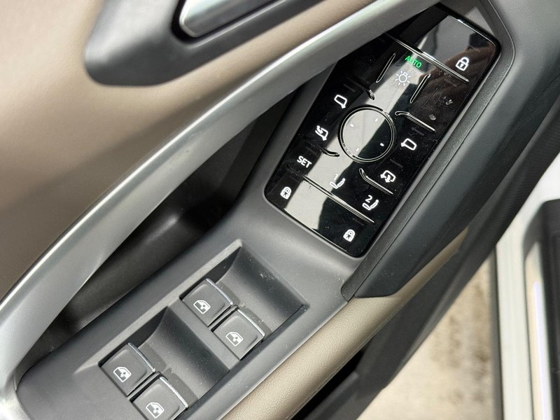 Audi Q5 Vehicle Image 14