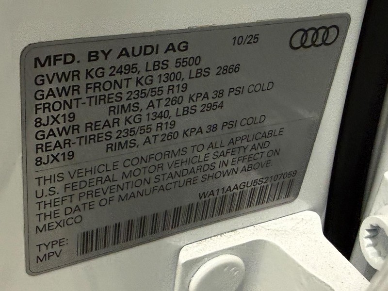 Audi Q5 Vehicle Image 16