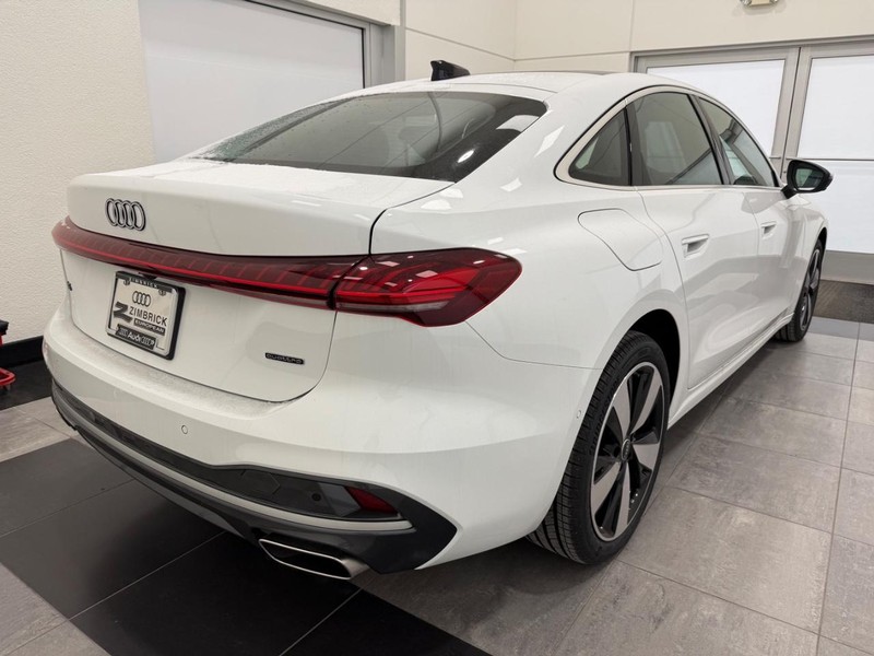 Audi A5 Vehicle Image 2