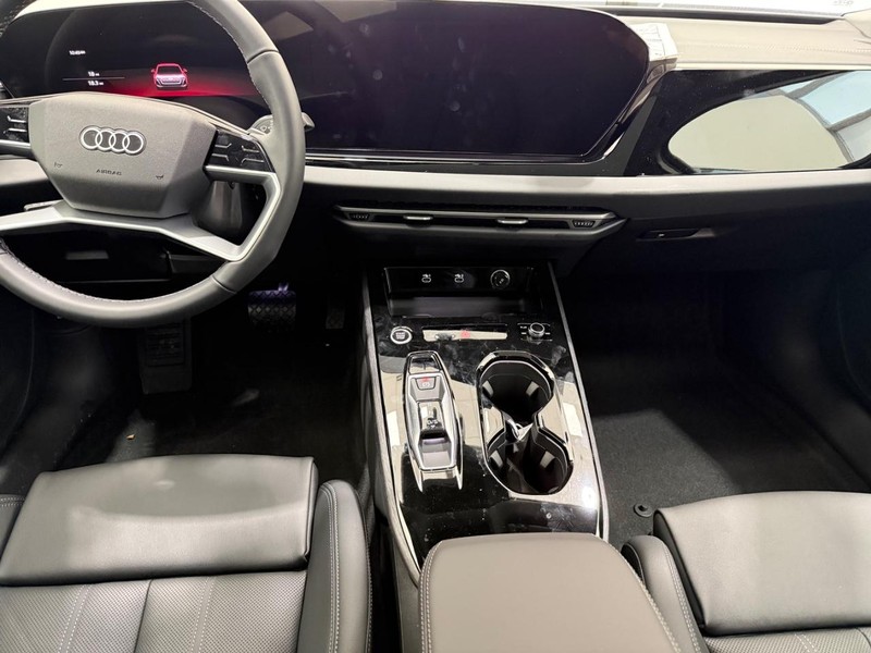 Audi A5 Vehicle Image 5