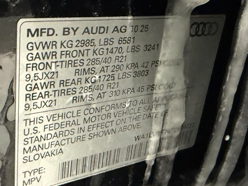 Audi Q7 Vehicle Image 18