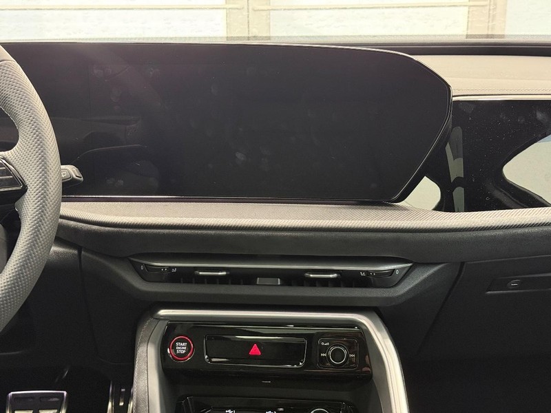 Audi SQ5 Sportback Vehicle Image 6