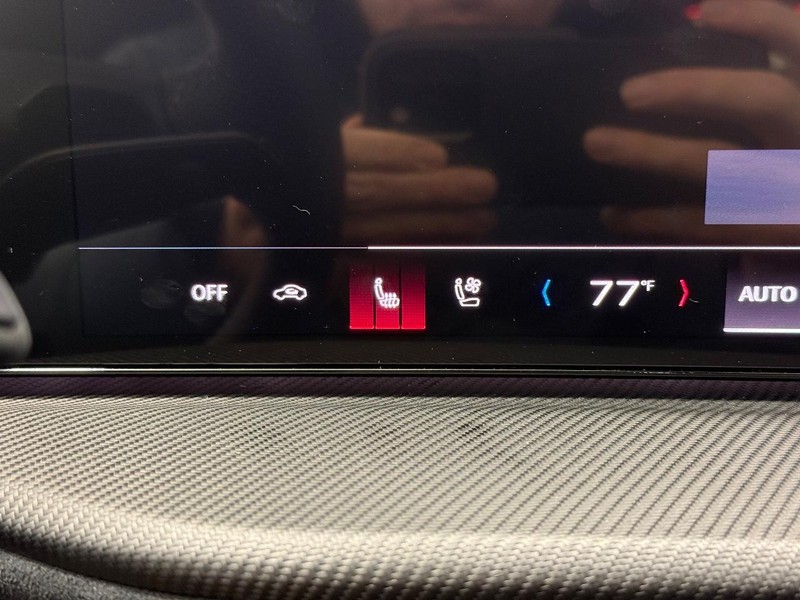 Audi SQ5 Sportback Vehicle Image 11