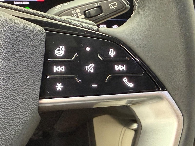 Audi Q5 Vehicle Image 11