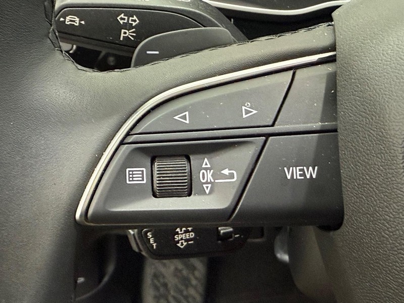 Audi Q3 Vehicle Image 14