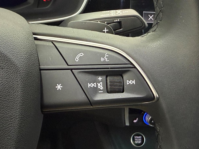 Audi Q3 Vehicle Image 15