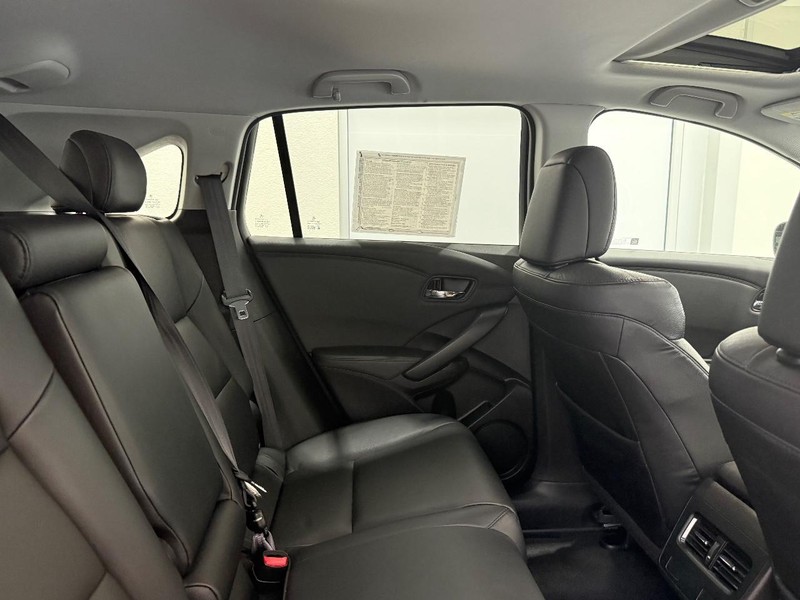 Acura RDX Vehicle Image 8