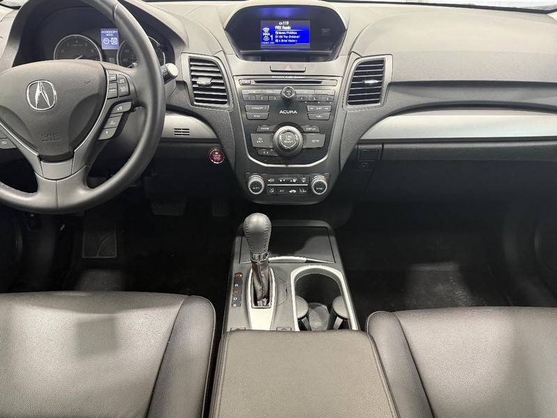 Acura RDX Vehicle Image 9