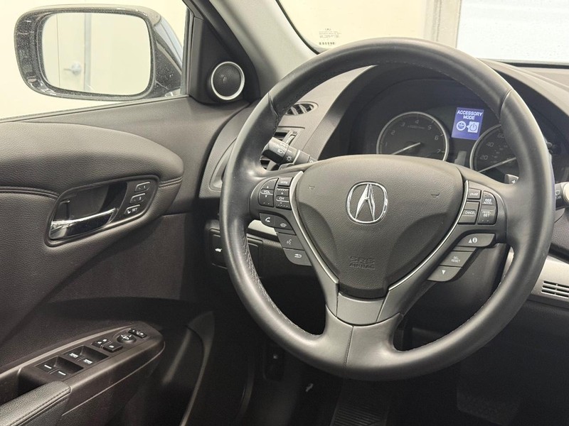 Acura RDX Vehicle Image 12