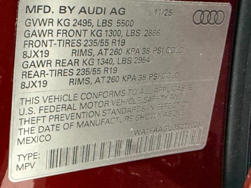 Audi Q5 Sportback Vehicle Image 16