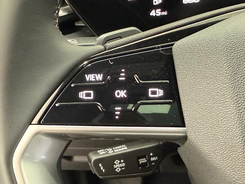 Audi Q5 Vehicle Image 10