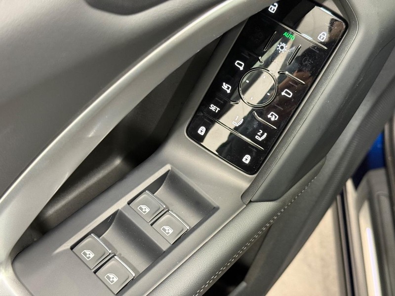 Audi Q5 Vehicle Image 14