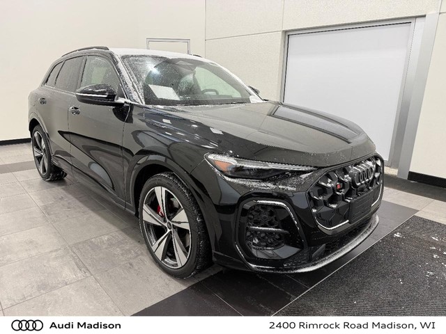 2025 Audi New SQ5 Prestige's photo