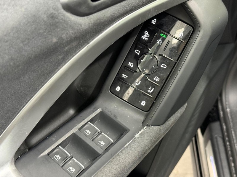 Audi SQ5 Vehicle Image 14