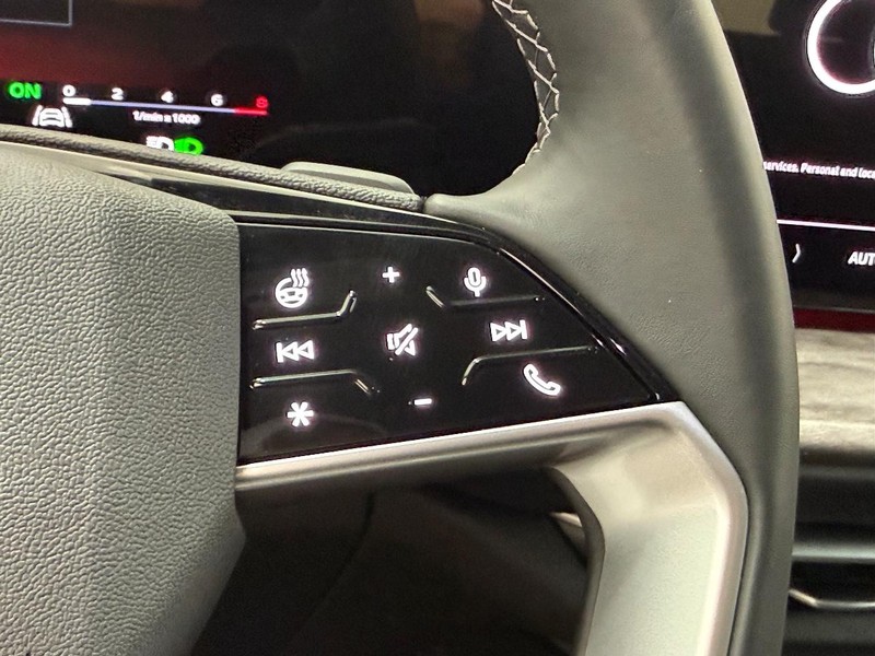 Audi Q5 Vehicle Image 10