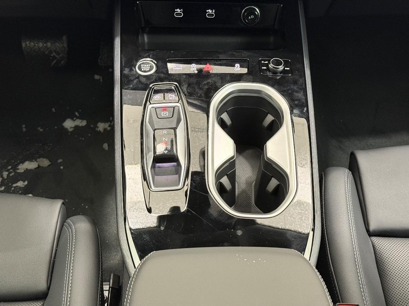 Audi A6 Sedan Vehicle Image 7