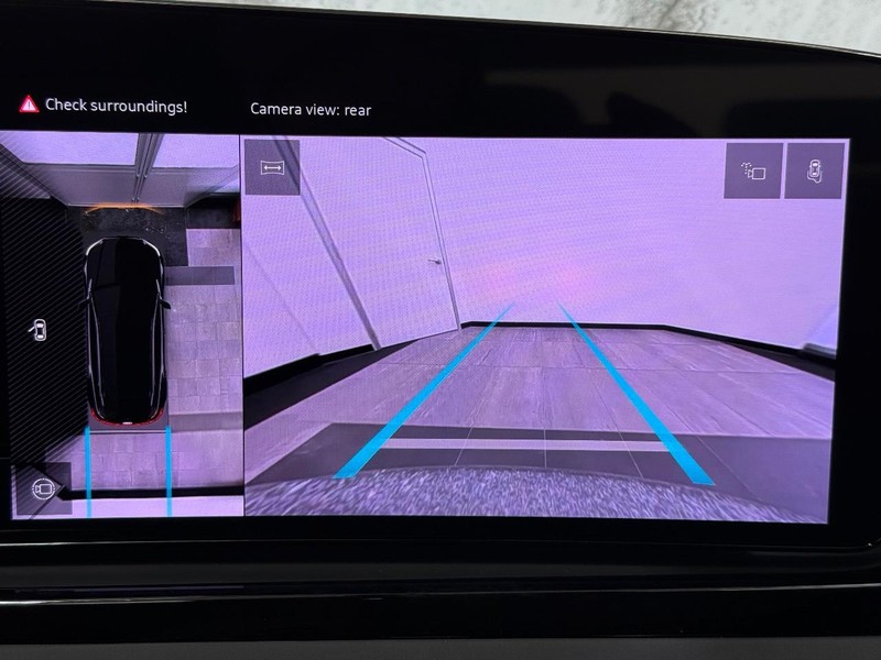 Audi A6 Sedan Vehicle Image 11