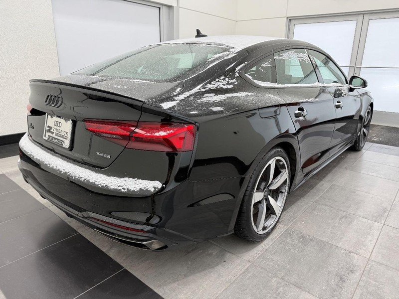 Audi A5 Sportback Vehicle Image 2