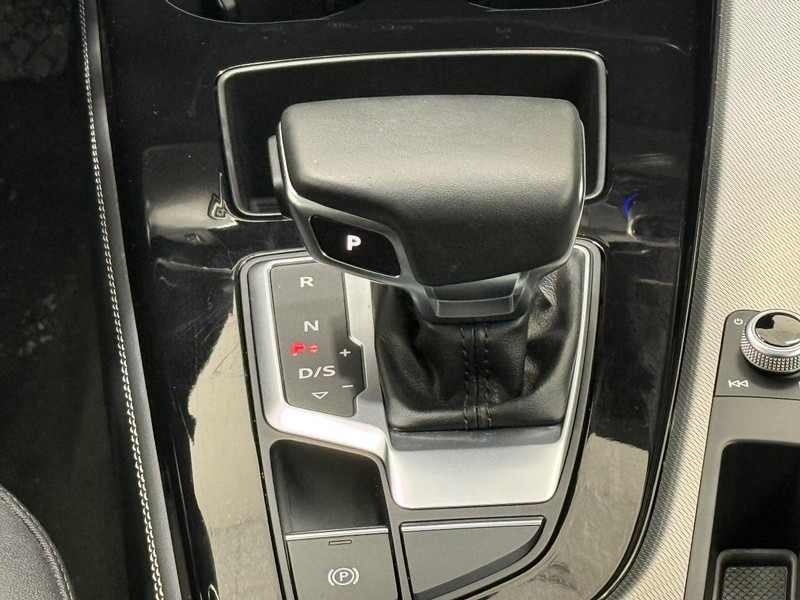 Audi A5 Sportback Vehicle Image 11