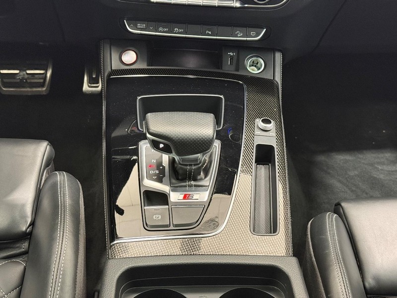 Audi SQ5 Vehicle Image 12