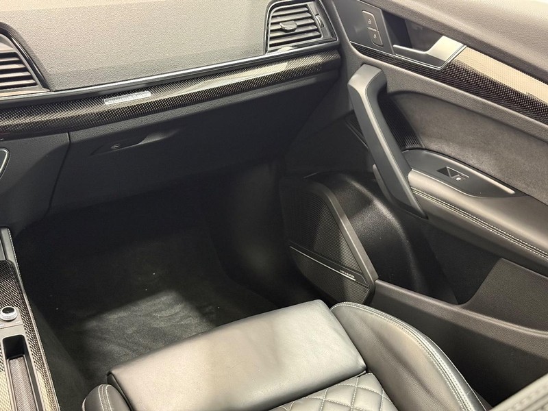 Audi SQ5 Vehicle Image 13