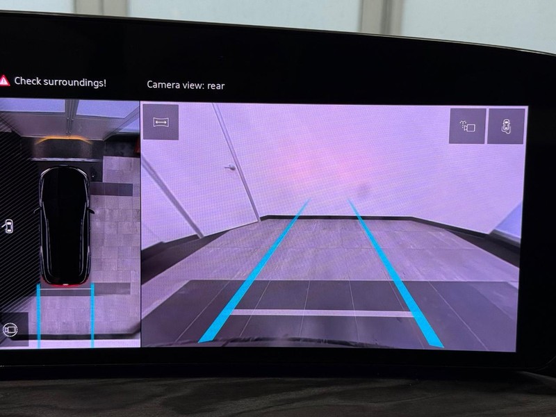 Audi Q5 Vehicle Image 9