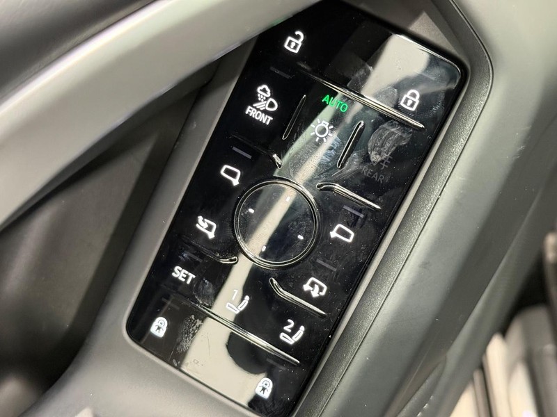 Audi Q5 Vehicle Image 11