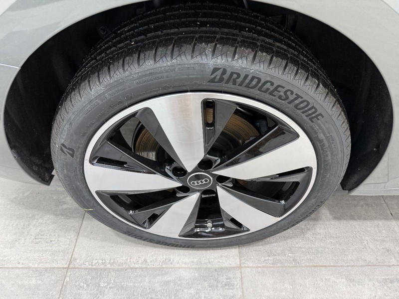 Audi A5 Vehicle Image 3