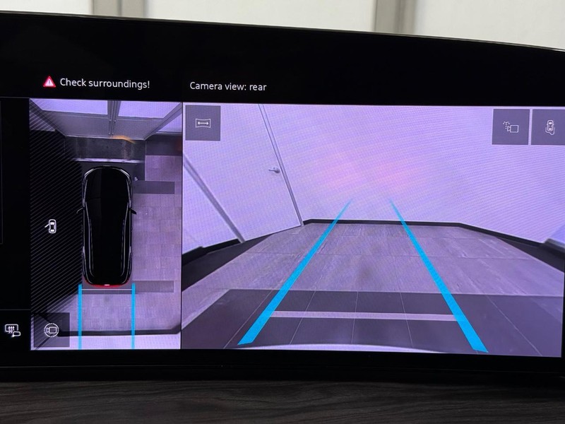 Audi Q5 Vehicle Image 11