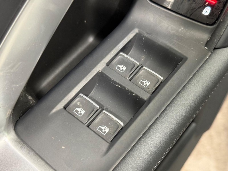 Audi Q5 Vehicle Image 14