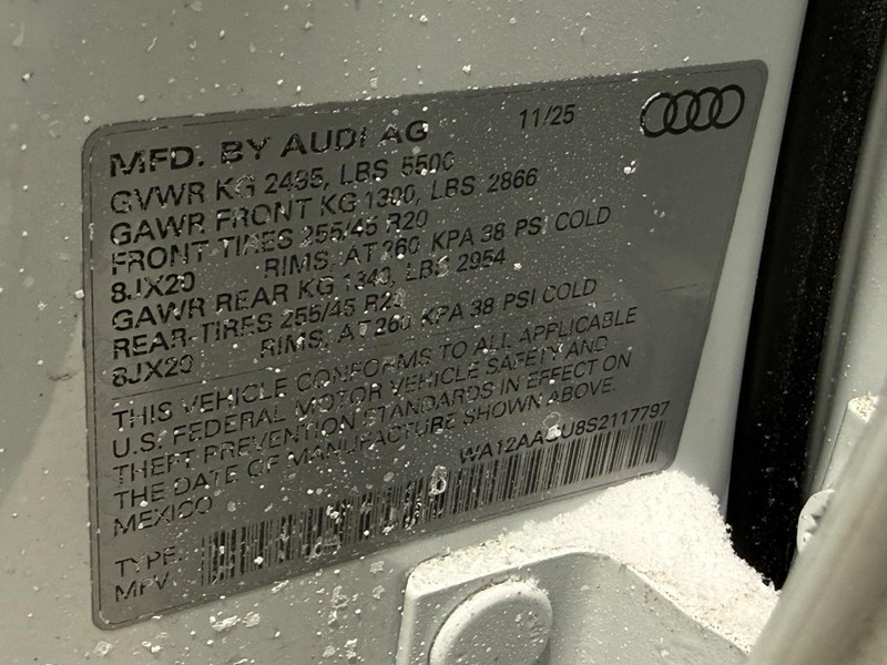 Audi Q5 Vehicle Image 16