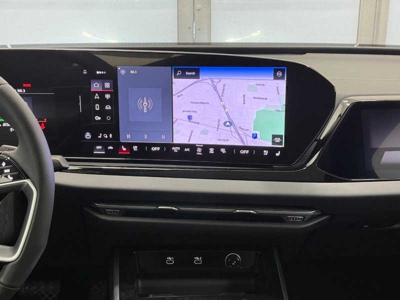 Audi A6 Sedan Vehicle Image 6