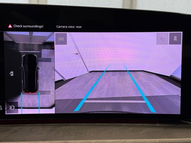 Audi Q5 Vehicle Image 12