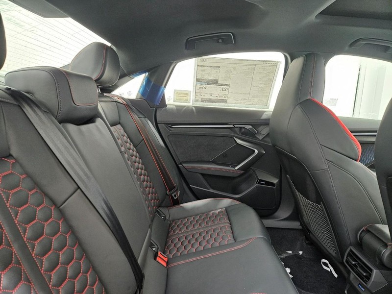 Audi RS 3 Vehicle Image 4