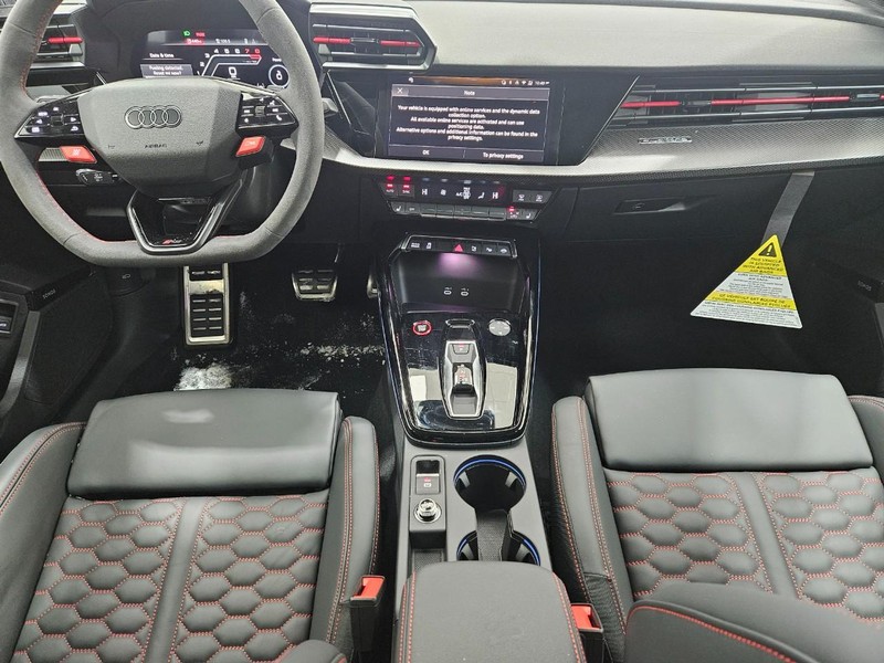 Audi RS 3 Vehicle Image 5